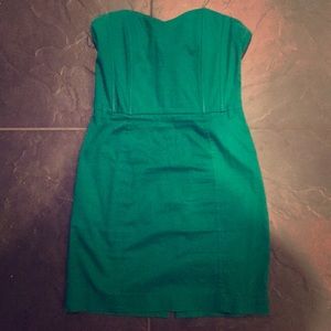 Green strapless dress
